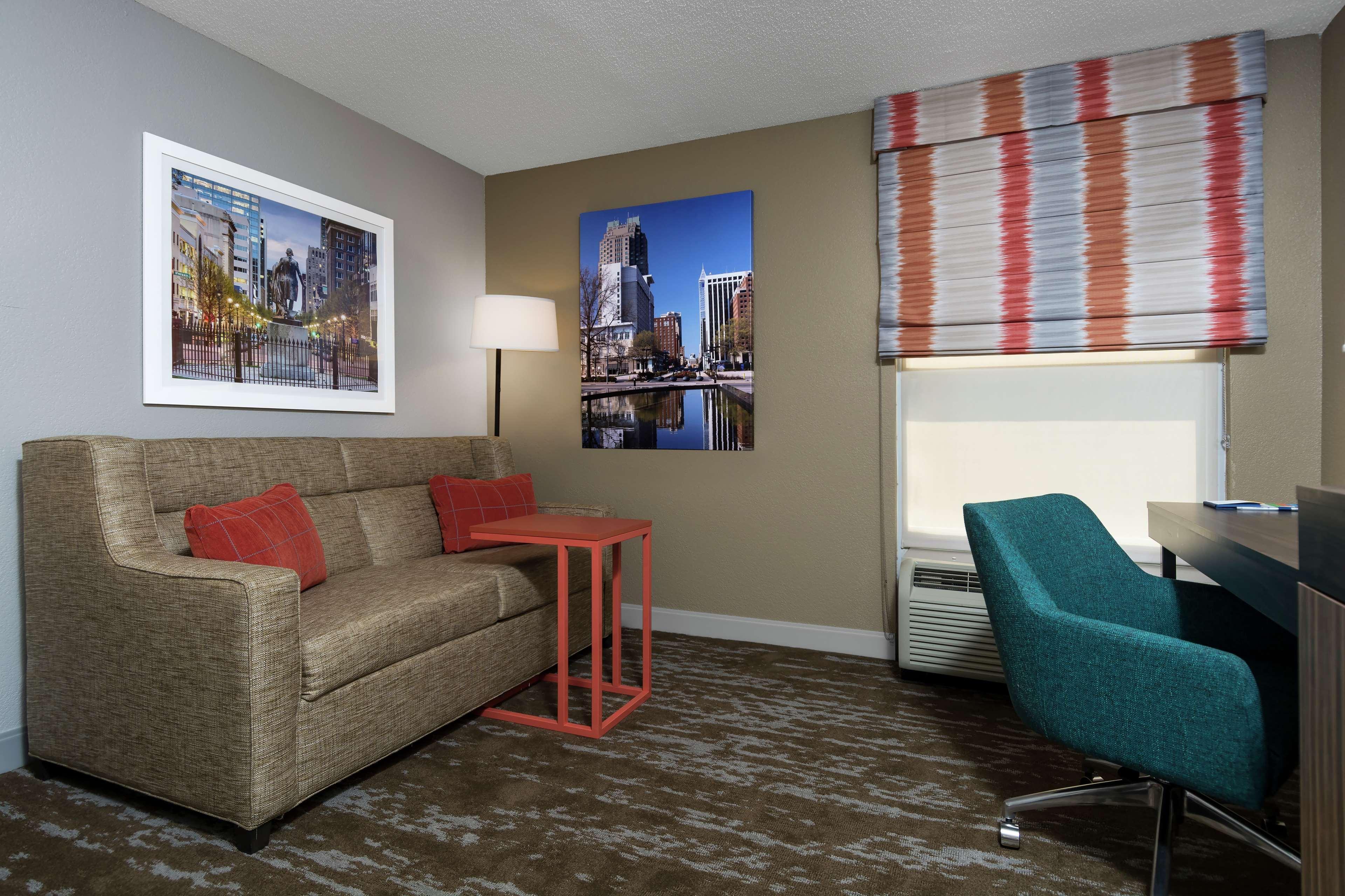 Hampton Inn & Suites Raleigh Cary Lenovo Center Esterno foto