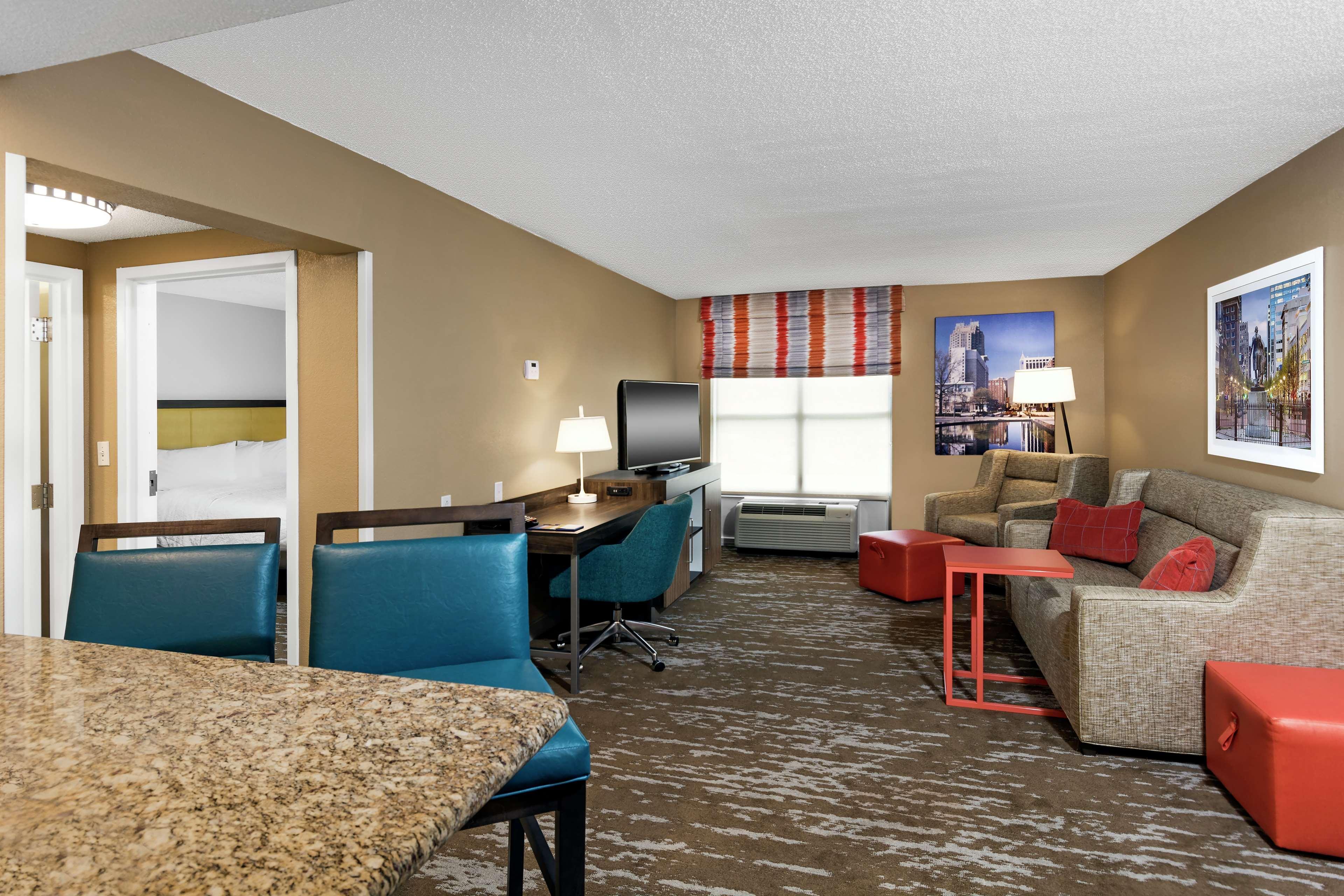 Hampton Inn & Suites Raleigh Cary Lenovo Center Esterno foto
