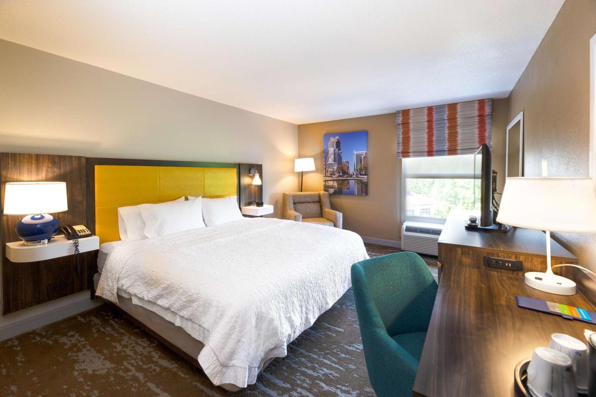 Hampton Inn & Suites Raleigh Cary Lenovo Center Esterno foto